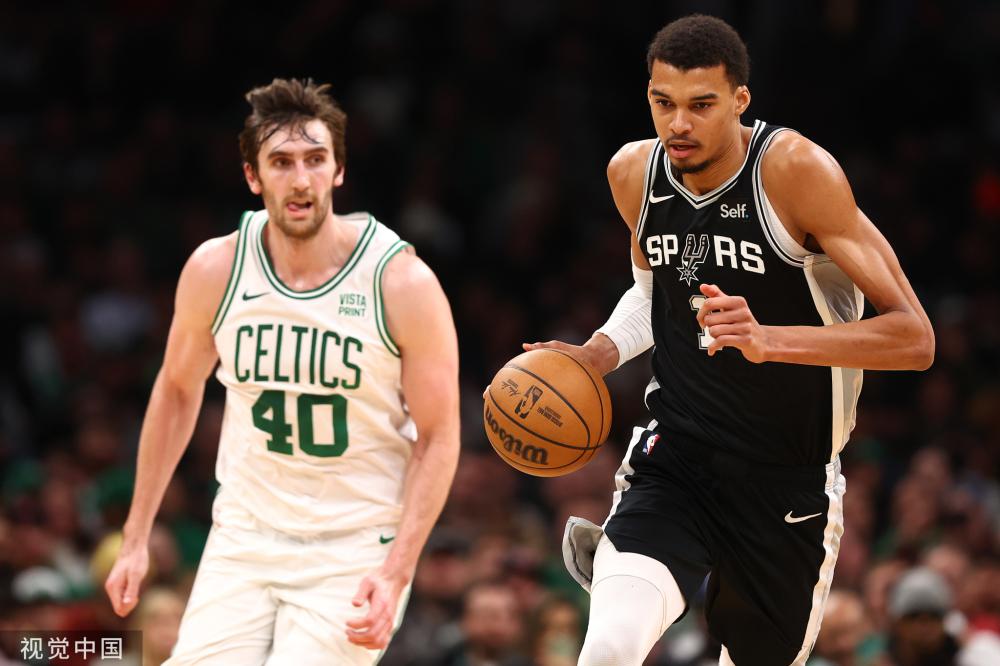 他在进攻端 他在进攻端