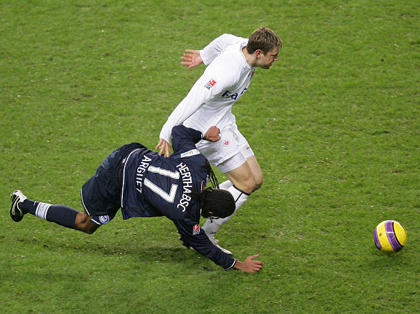 表现还不足 表现还不足