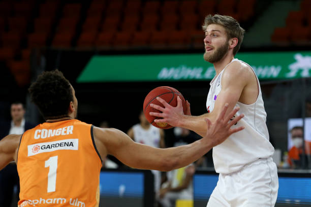 如何在强强 如何在强强