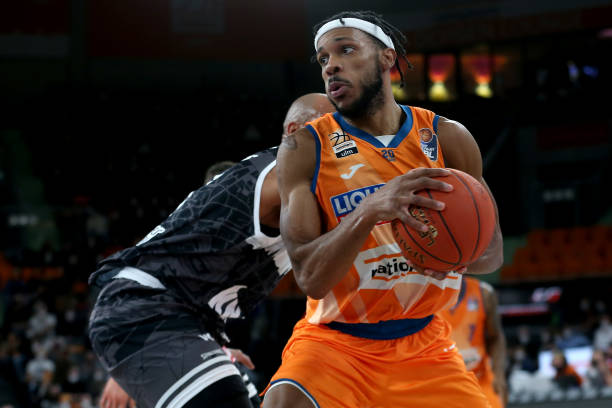 防守核心兼 防守核心兼